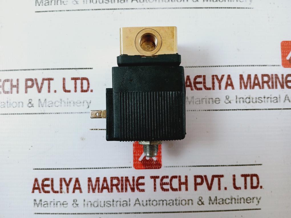 Burkert 6014 D 1.5 Fkm M5 Solenoid Valve 230v, 8w, Pn 0-16bar, G1/8