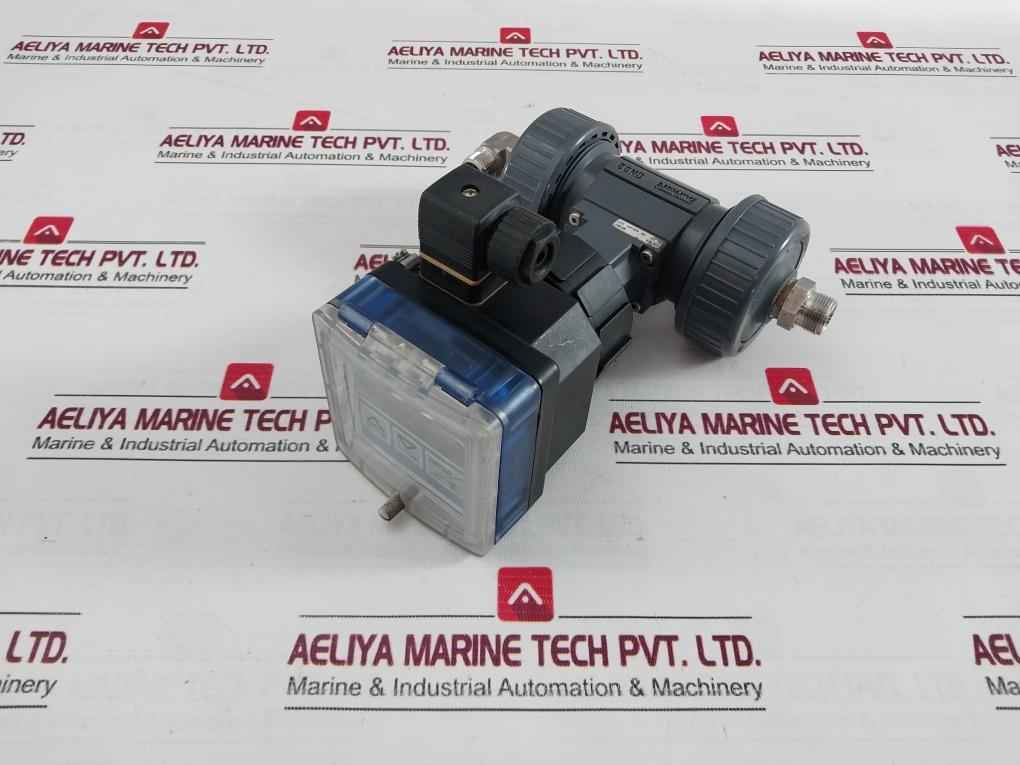 Burkert 8225-fkm-pvdf-55T-c=0,01 Digital Conductivity Transmitter Dn32 W41Lp