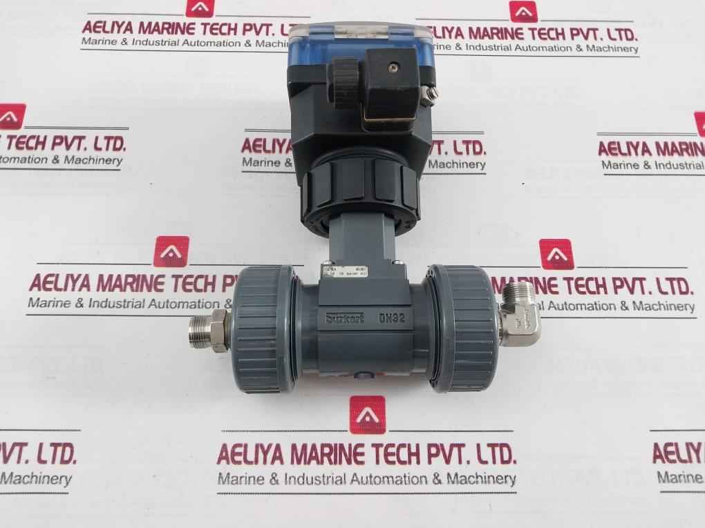 Burkert 8225-fkm-pvdf-55T-c=0,01 Digital Conductivity Transmitter Dn32 W41Lp