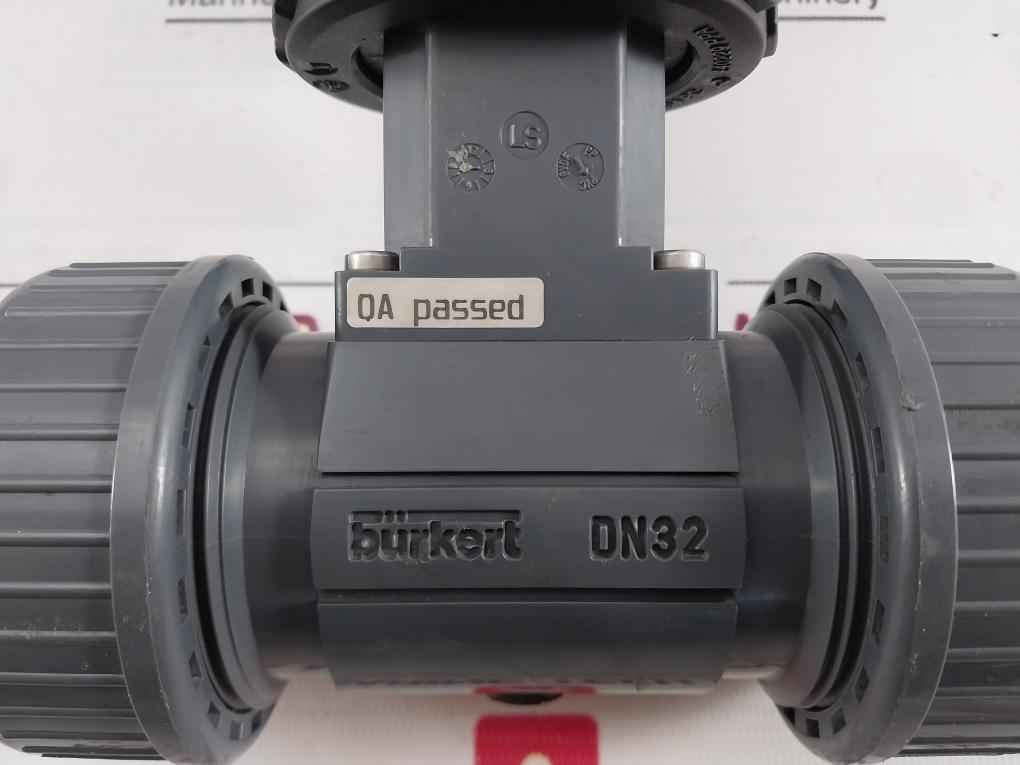 Burkert 8225-fkm-pvdf-55T-c=0,01 Digital Conductivity Transmitter Dn32 W41Lp