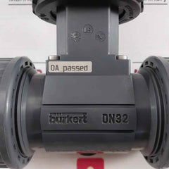 Burkert 8225-fkm-pvdf-55T-c=0,01 Digital Conductivity Transmitter Dn32 W41Lp
