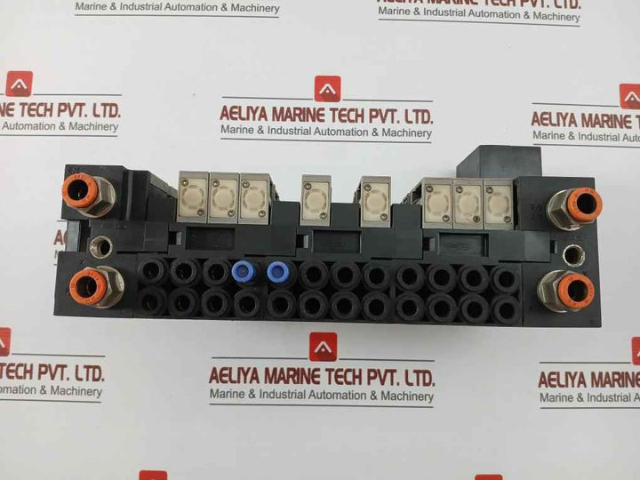 Burkert 8640 Modular Valve Unit For Pneumatic 24Vdc 2W