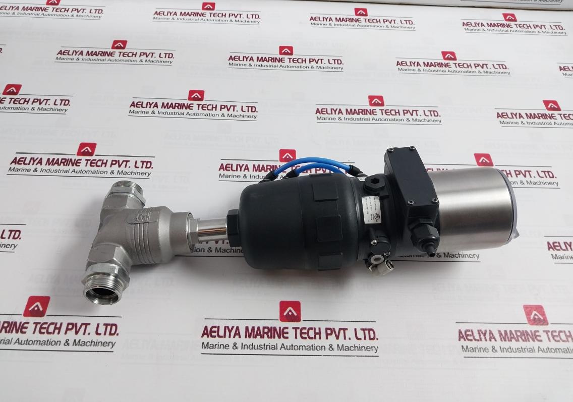 Burkert 8802 Continuous Control Valve With 8692-e1-..-l Pu02 Positioner 5.5-7Bar