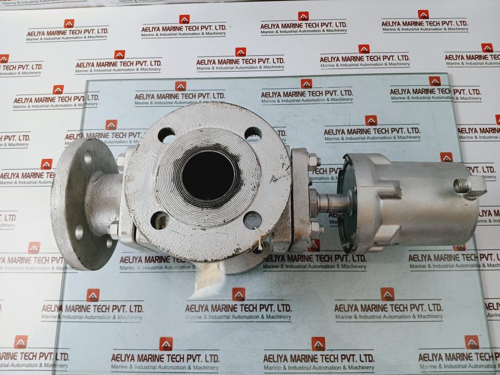 Burkert Pn16 Dn50 Mixing Diverting Flanged End Valve Assembly 279-1406-1r