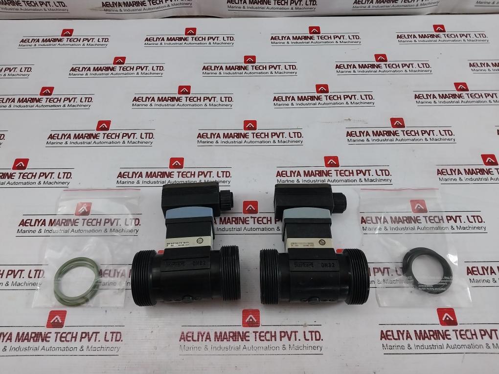 Burkert S030-fkm-pp Solenoid Valve With Flow Paddle Wheel P 12 24Vdc-4 20Ma