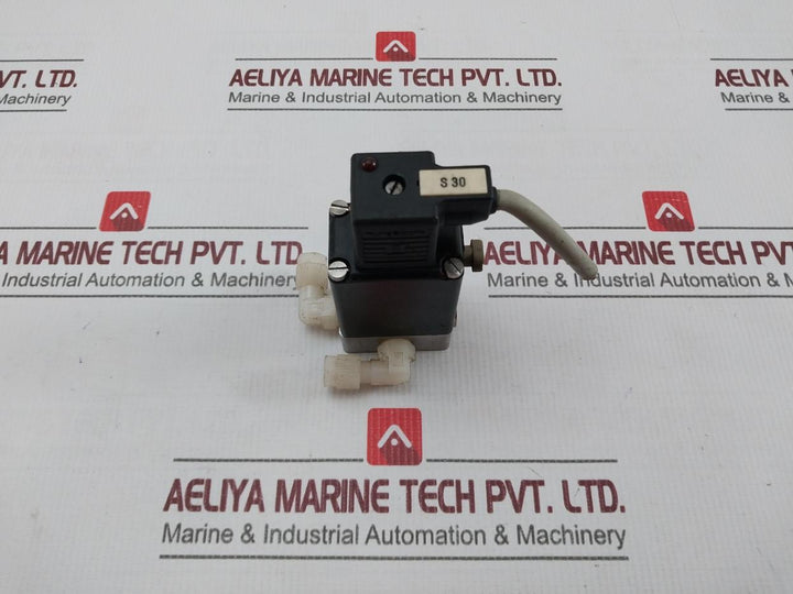 Burkert 330-f-3, 0-f-va Solenoid Valve 24 Vdc 8W 6Bar