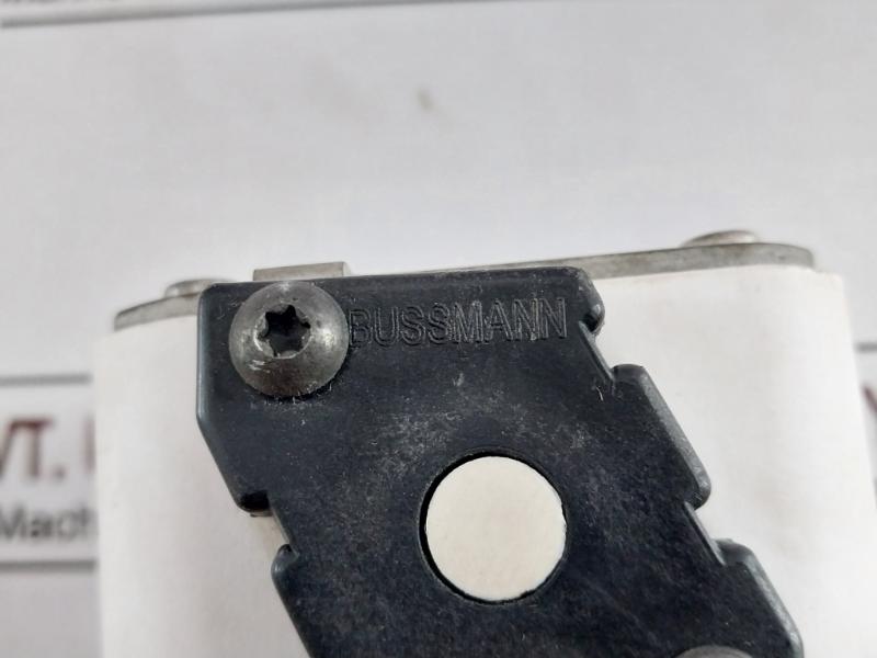 Bussmann 170M6458 High Speed Square Body Fuse 690V Iec Ir700-200Ka 150625/B2587
