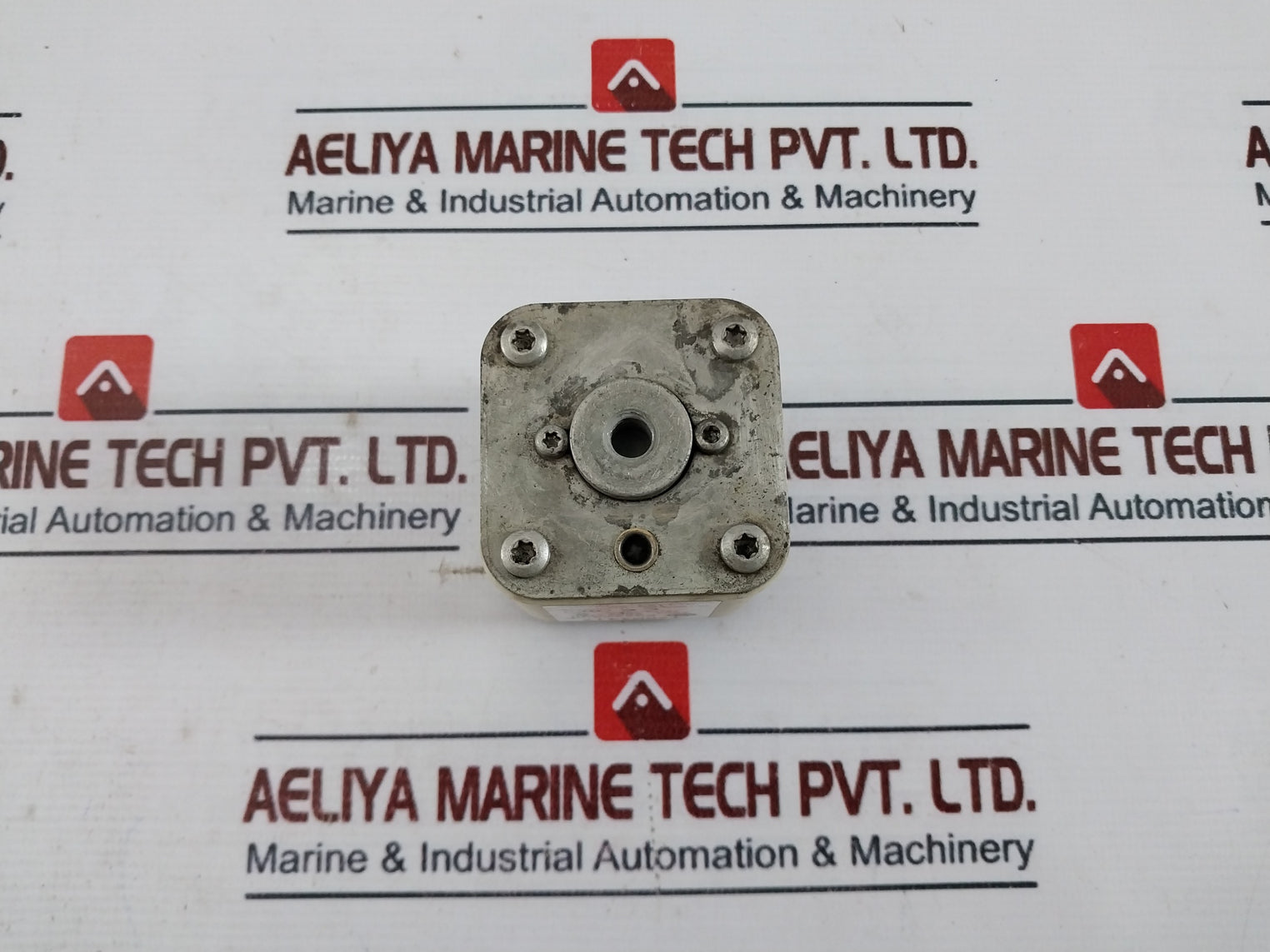 Bussmann 170m4417 High Speed Square Body Fuse 690v~iec 700v~ 700a