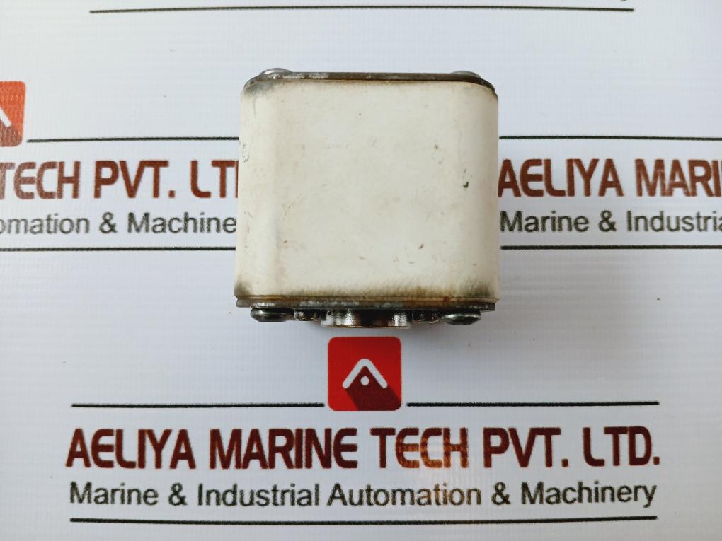 Bussmann 170M4418 High Speed Square Body Fuse 800A 690V~