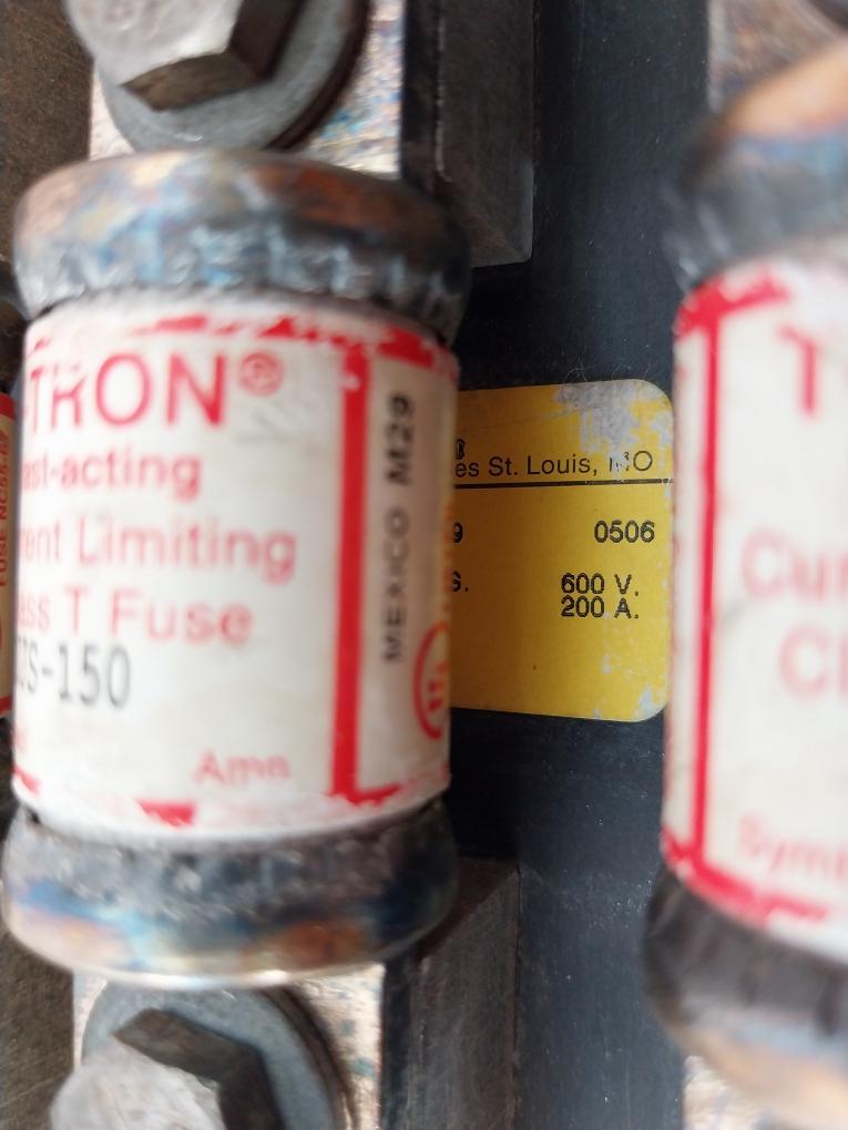 Bussmann 1B0089 Class T Modular Fuse Block 600v 200a W/ T-TRON JJS-150 Fuse