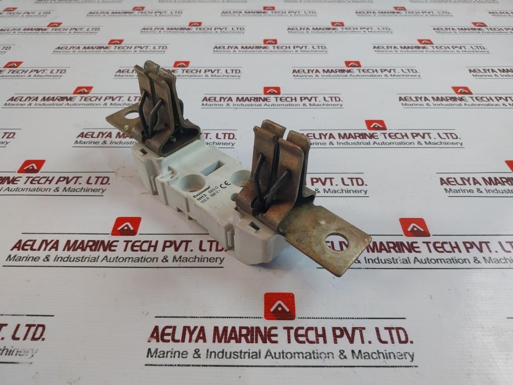 Bussmann SB3-D Fuse Base For NH3 630A 690V