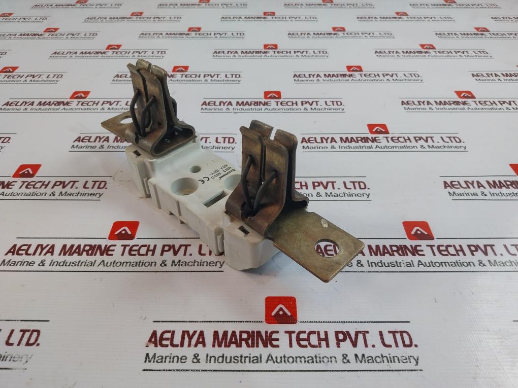 Bussmann SB3-D Fuse Base For NH3 630A 690V