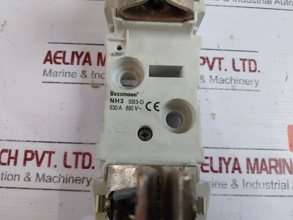 Bussmann SB3-D Fuse Holder NH3 630A 690V