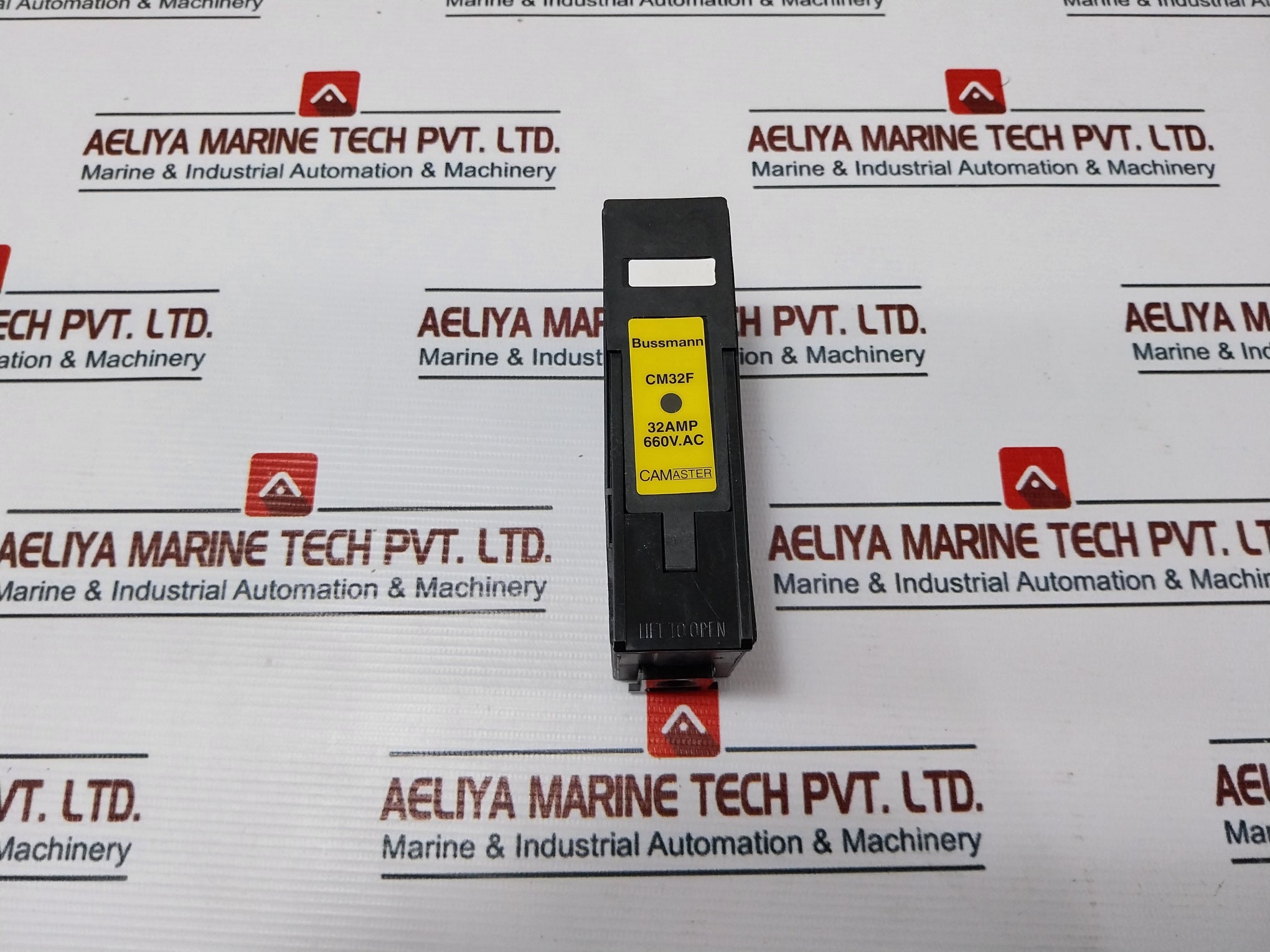 Bussmann Cm32F Camaster Hrc Fuse Holder 32Amp