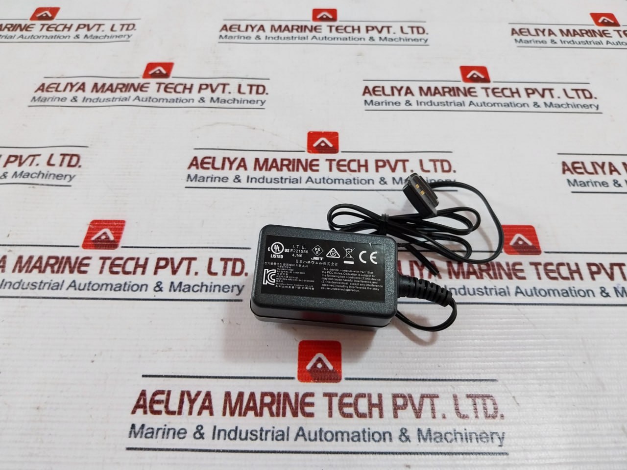 Bw Honeywell Ads-6Ae-06 06030E Switching Adapter 100-240V 50/60Hz