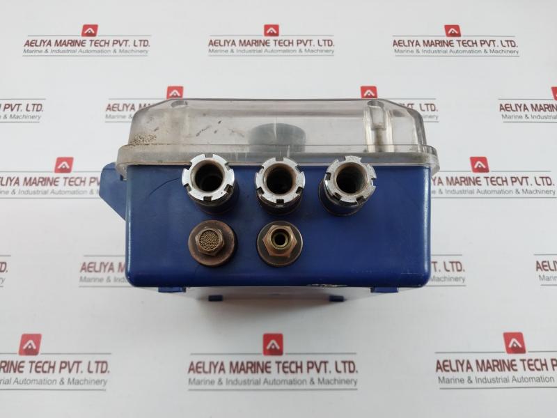 By Controls 0-4 Kg/Cm2 24Vdc Epcon Electro-pneumatic Controller