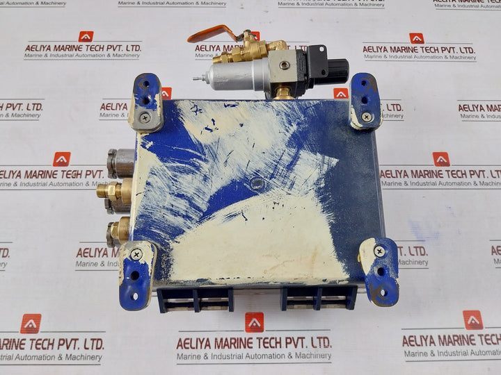 By Controls Epcon Electro-pneumatic Controller With Filter Regulator Ac98-122V