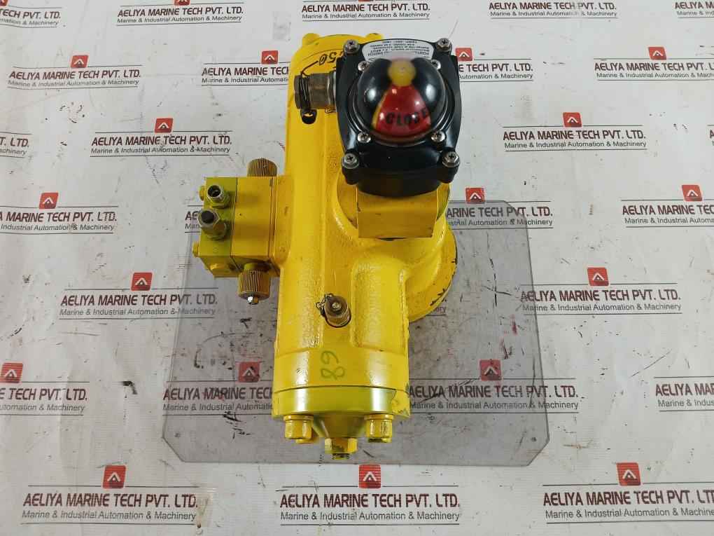 By Controls Hrb60 Position Monitoring Switch Its-100 W/Actuator 2 X Spdt