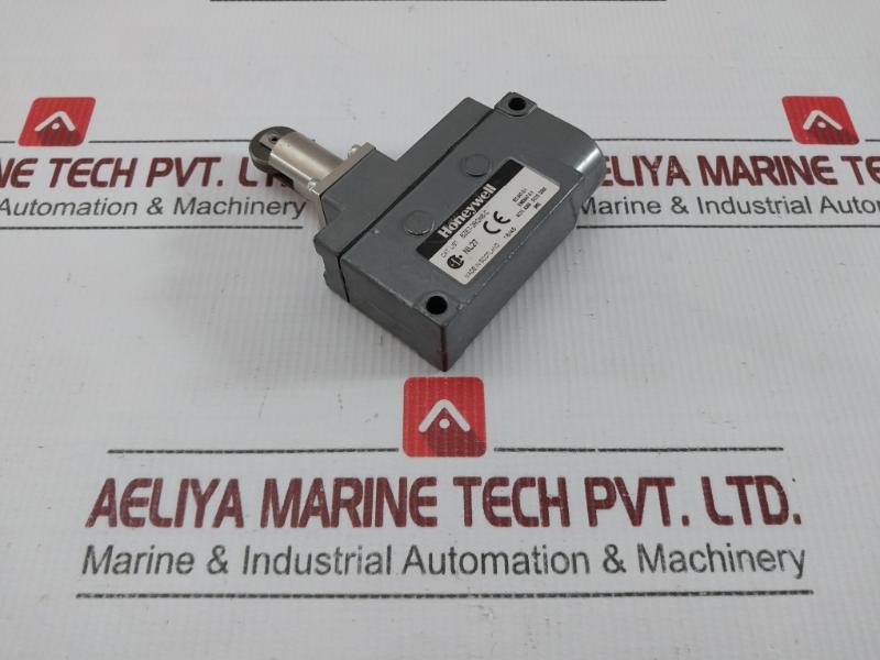 Bze7-2Rqn8-c Compact Precision Limit Switch Honeywell