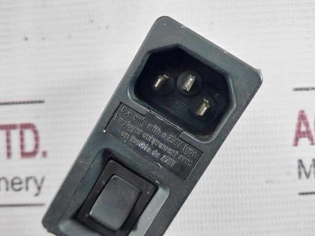 C13 Connector With Switch 6762 6A 250V