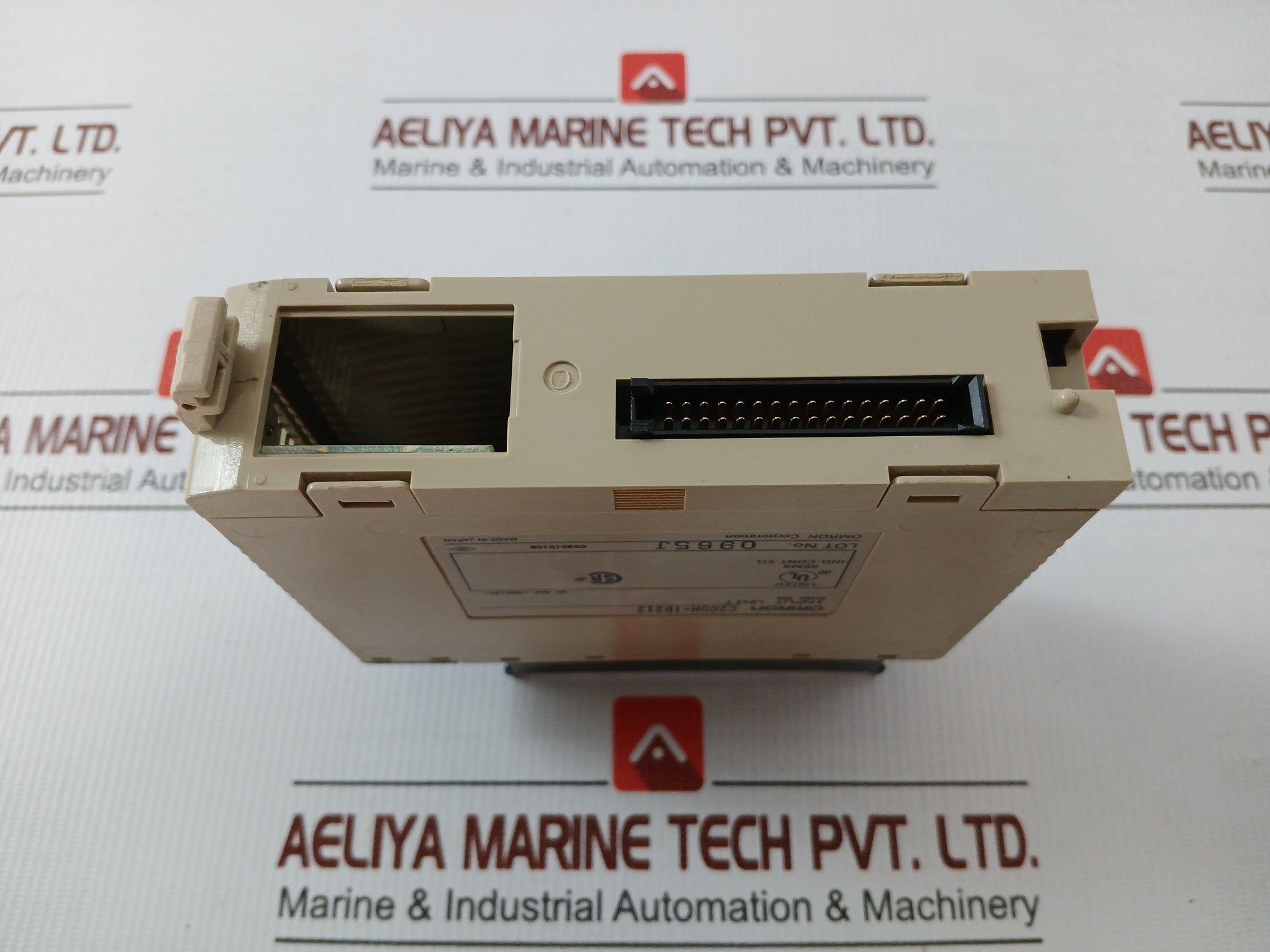 C200H-id212 Discrete I/O Module 24Vdc 7Ma Omron