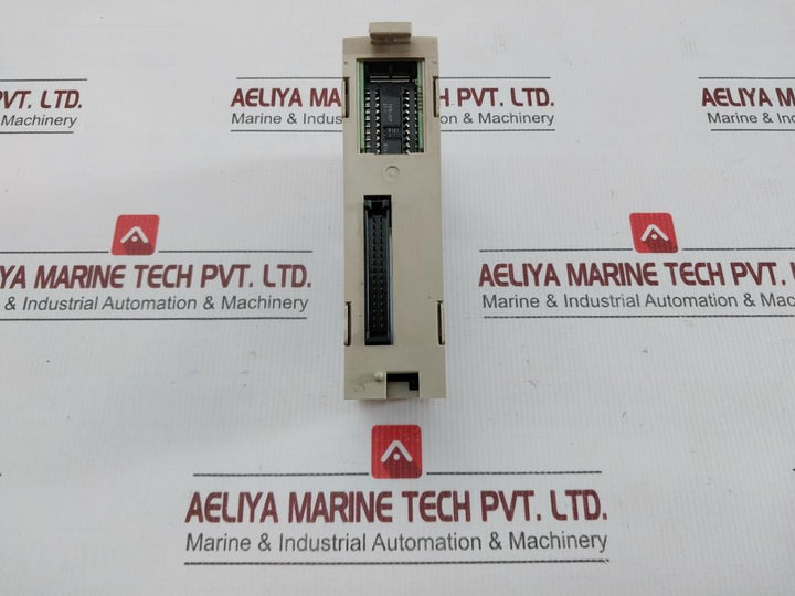 C200H-id217 Plc System C200H-od219, C200H-sp001, Cs1W-clk21, Hmc-ef861 Omron