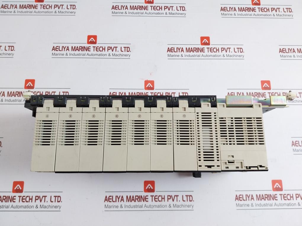 C200H-id217 Plc System I/O Unit Assembly C200H-od219, C200H-sp001 Omron