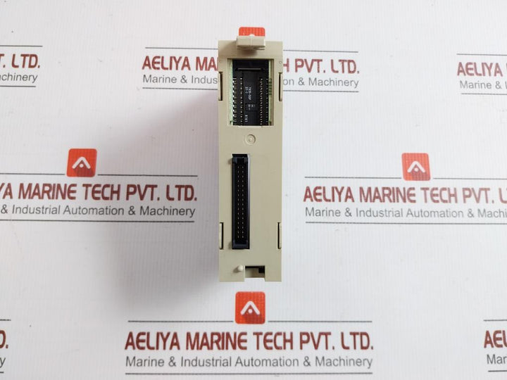 C200H-id217 Plc System I/O Unit Assembly C200H-od219, C200H-sp001 Omron