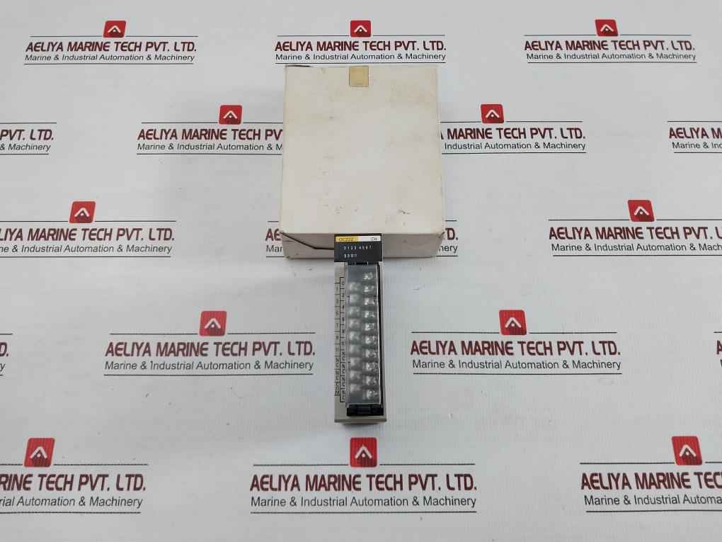 C200H-oc222 Output Unit Omron