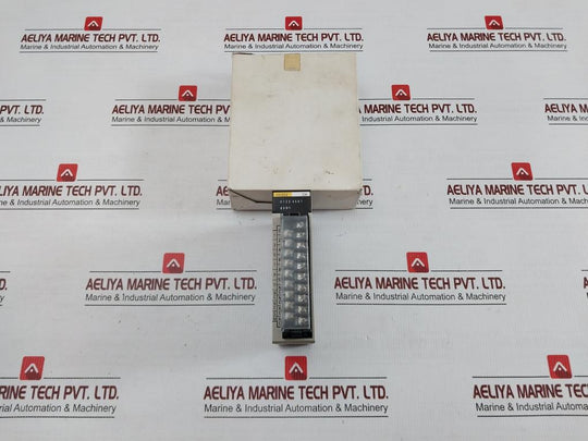 C200H-oc222 Output Unit Omron