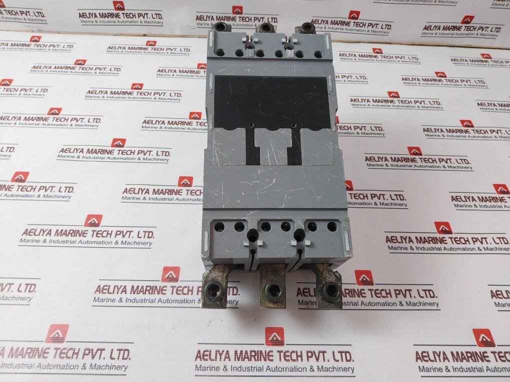 C&S Cs 4C3 Moulded Case Circuit Breaker 400Af 3P