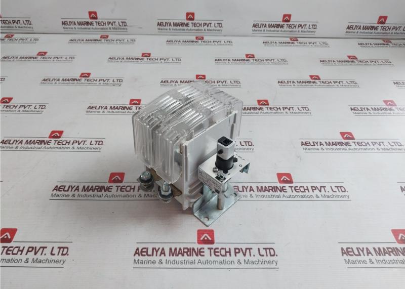 C&amp;S Electric Cssdf100D2 Switch Disconnector 100A 415V 50Hz Is 13947-3/Iec60947-3