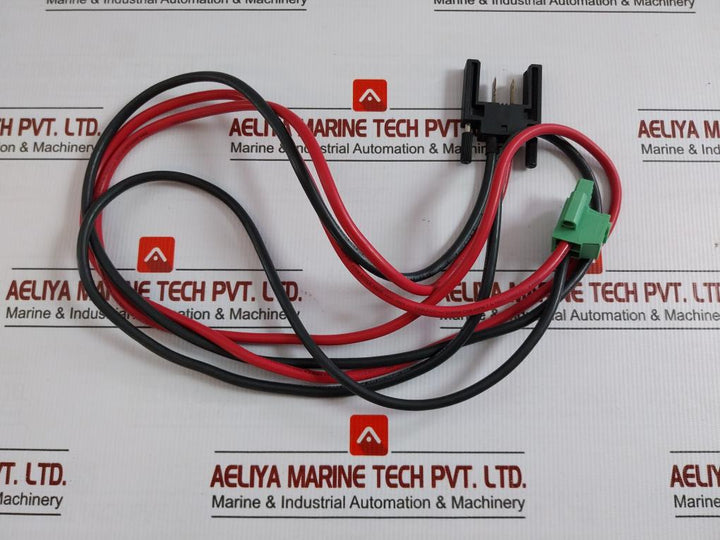 Cableco Power Distribution Cable With Connector Plug 1.5 Meter 219058