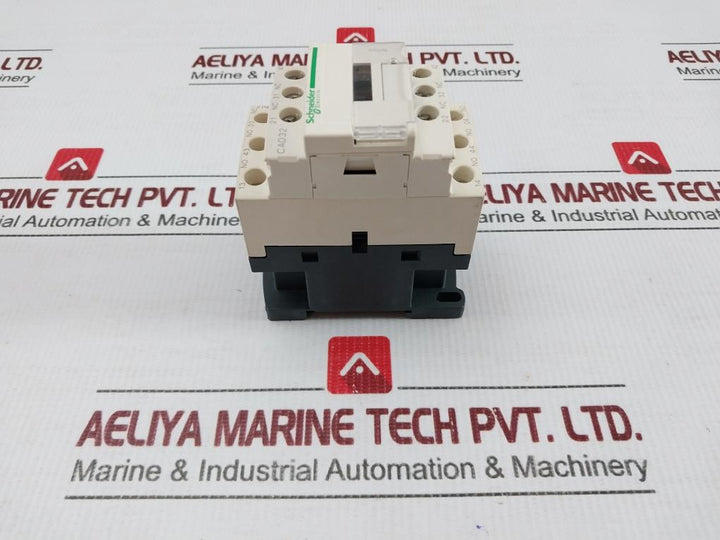 Cad32M7 Control Relay 220V 50/60Hz Schneider Electric