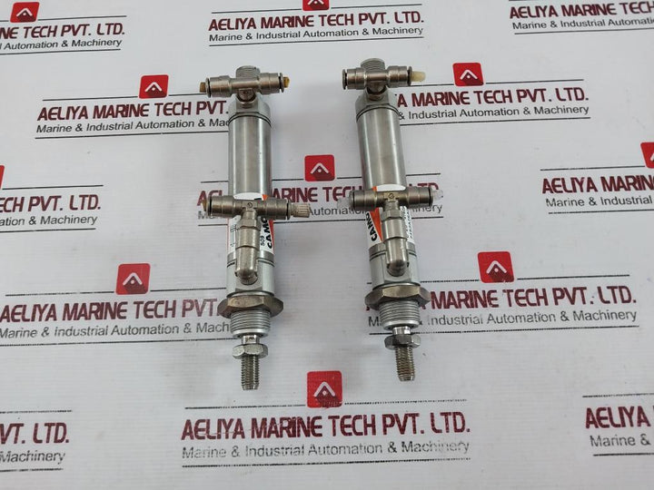 Camozzi 24S2A25A060 Pneumatic Cylinder Max 10 Bar 60Mm