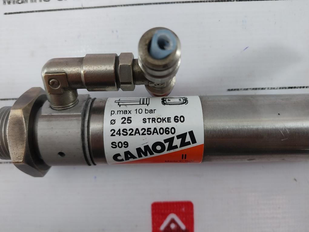 Camozzi 24S2A25A060 Pneumatic Cylinder Max 10 Bar 60Mm