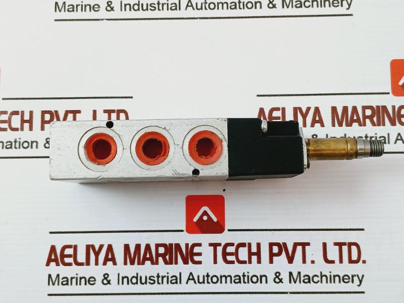 Camozzi 354-015-02 5/2-way Solenoid Valve Monostable, 46 V