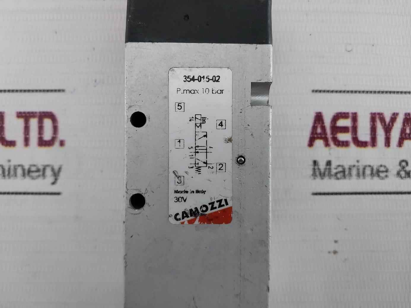 Camozzi 354-015-02 Solenoid Valve 30V