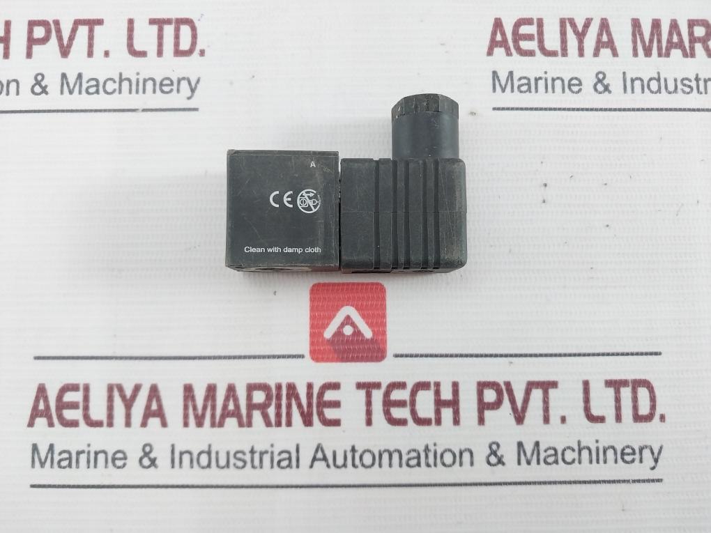 Camozzi G73 Solenoid Valve & Coil 24V Dc 5W