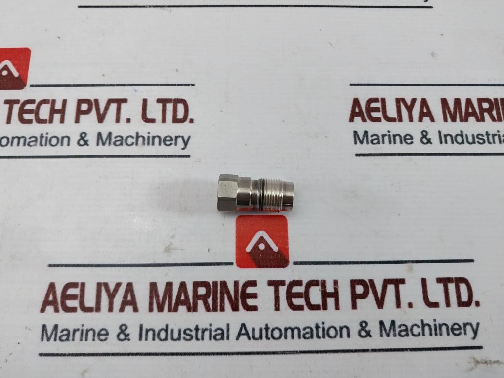 Caplugs NAS813-8 Interlock Fitting Male Connector