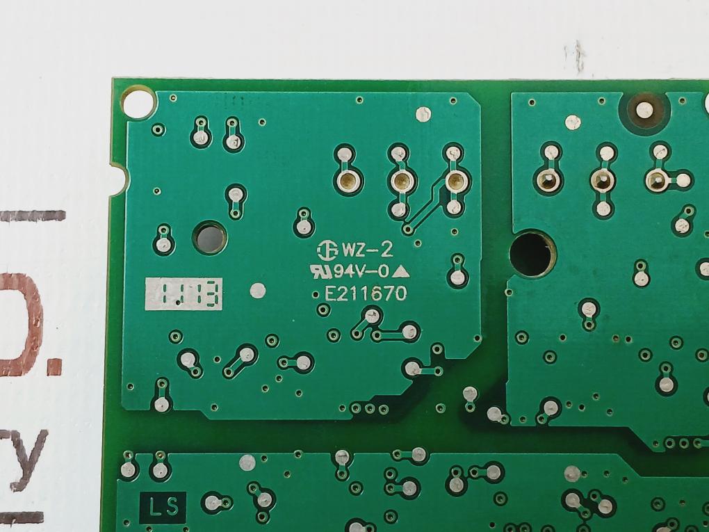 Carel 11840A Printed Circuit Board E211670