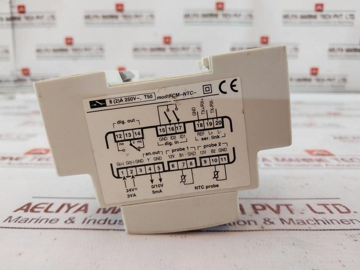 Carel Fcm00Ntc00 Thermostat Temperature Sensor 24V-3Va 0/10V 5Ma Rev. 1.114