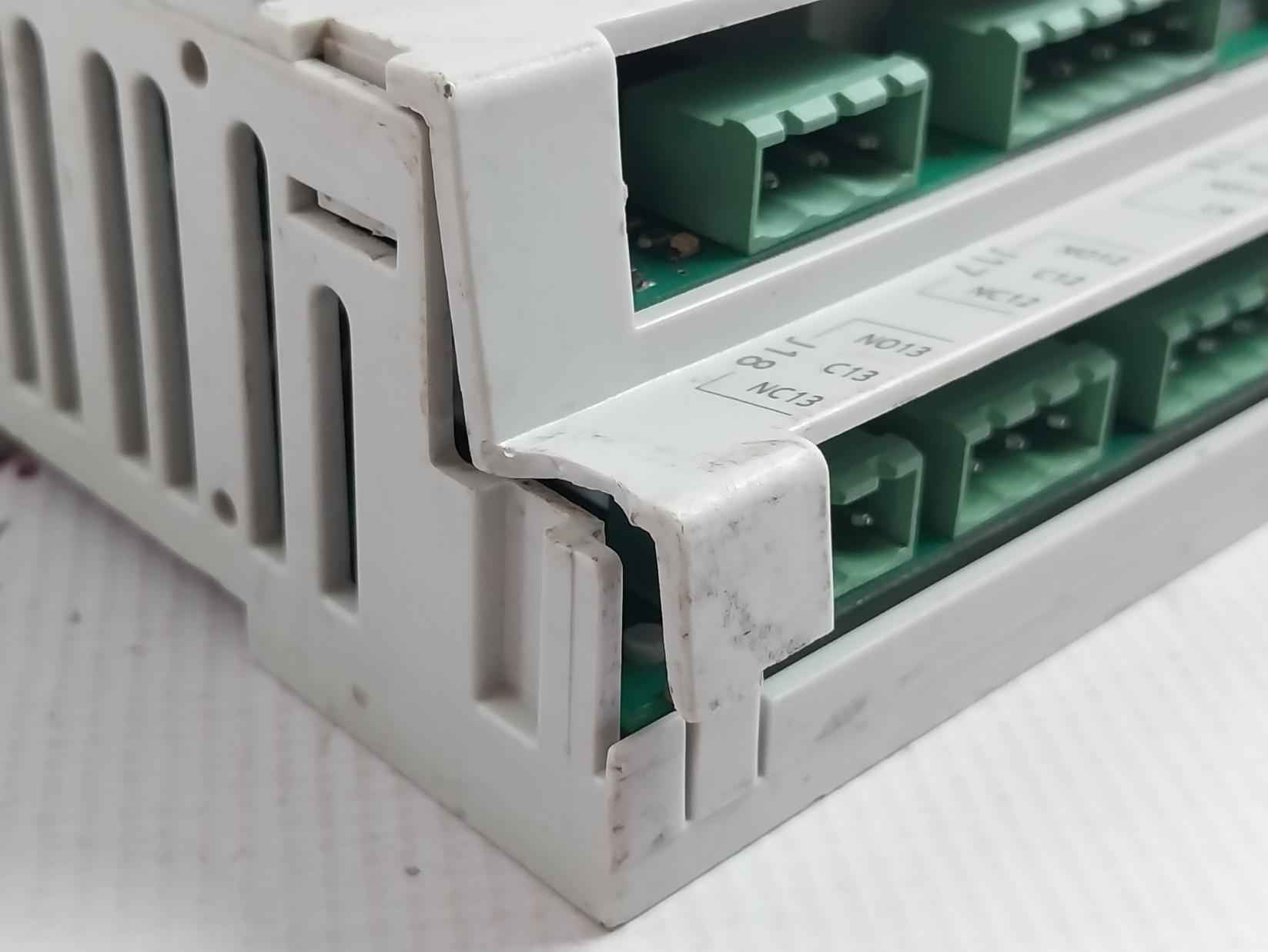 Carel Pco3000Bl0 Controller Rev-2.011/24V/50-60 Hz (Not Working)