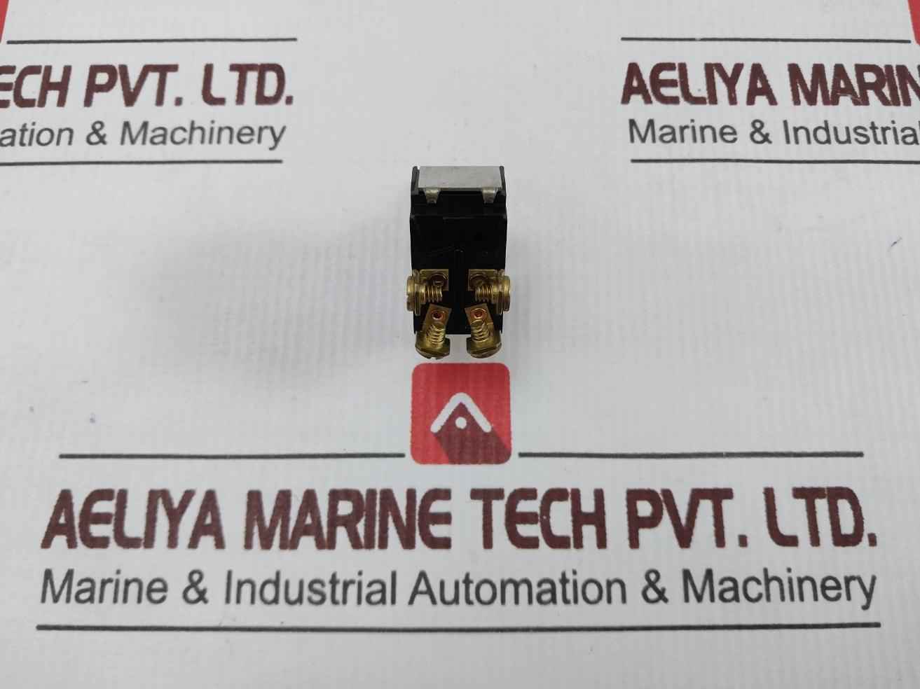 Carling 0038 Toggle Switch 20A 250Vac