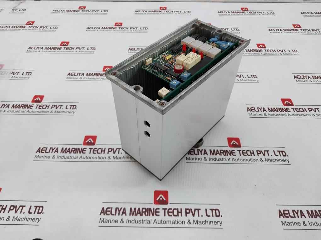 Carlo Gavazzi 132.B.04009.08 Mini Volt Relay 24V Ac/Dc 50Hz (Not Working)