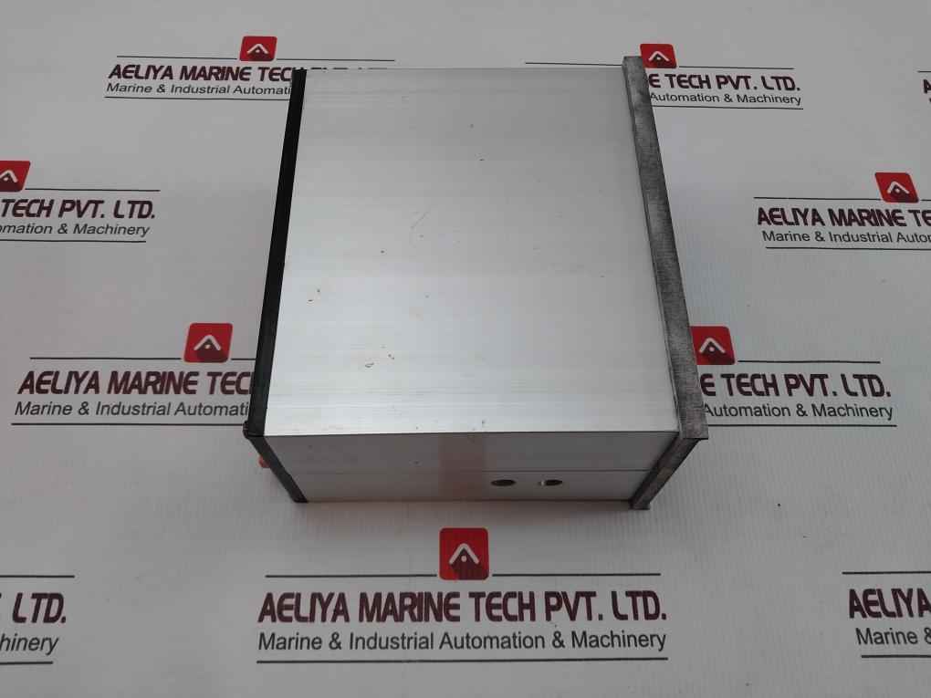 Carlo Gavazzi 132.B.04009.08 Mini Volt Relay 24V Ac/Dc 50Hz (Not Working)