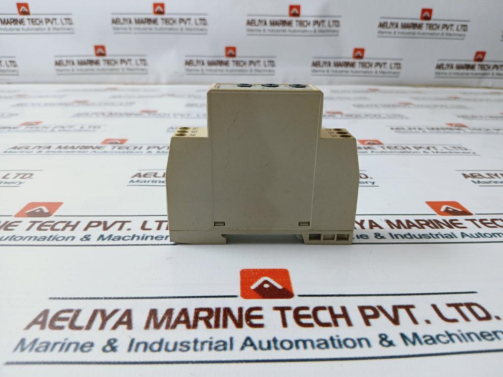 Carlo Gavazzi Dmb51Cm24 Multifunction Timer 24-240Vac 50-60Hz Ip20