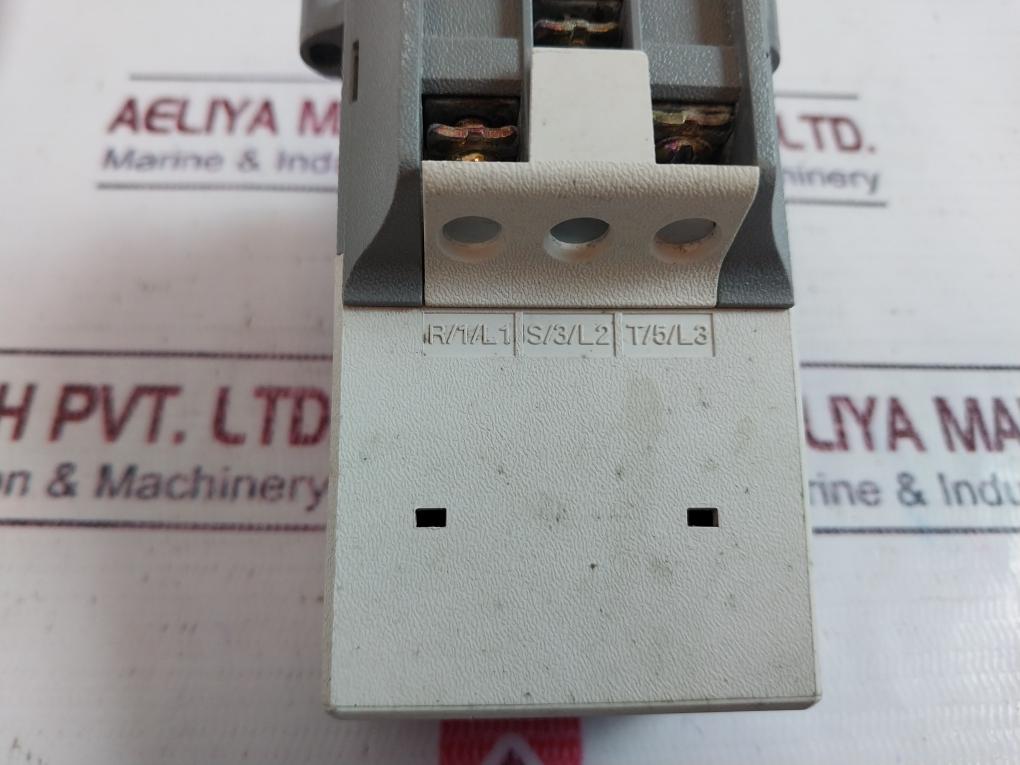 Carlo Gavazzi Empr Cge22-3Sr Electronic Overload Relay 0-30S