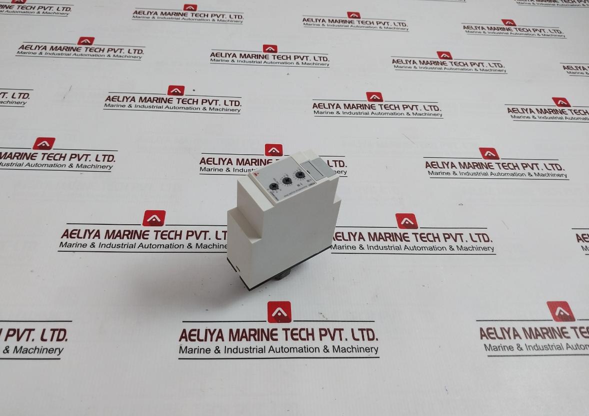 Carlo Gavazzi Pcb01Dm24 Asymmetrical Recycler Timer 24-240 Vac/Dc 50-60Hz Ip20