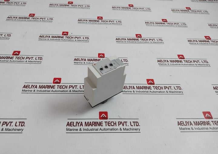 Carlo Gavazzi Pcb01Dm24 Asymmetrical Recycler Timer 24-240 Vac/Dc 50-60Hz Ip20